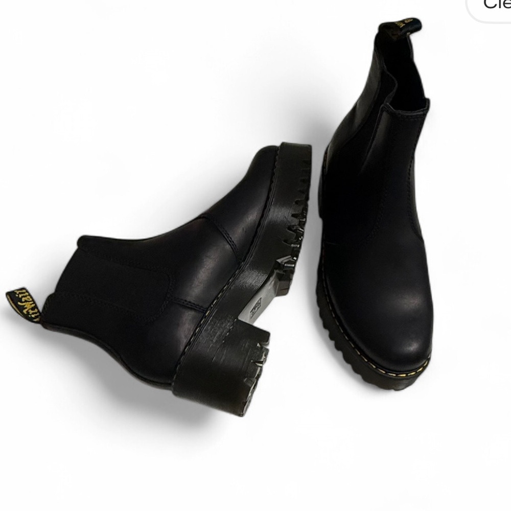 NEW Dr. Martens Rometty Chelsea Black
Burnished Wyoming - 23917001 - Size 8 - Picture 3 of 17